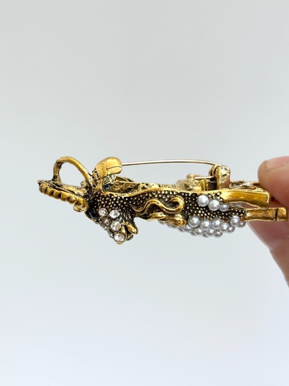 Goat Figural Gold Toned Pearl Accented Vintage Style Textured Brooch Pin - Picture 13 of 15